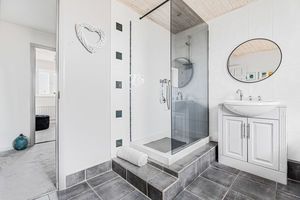 Bathroom- click for photo gallery